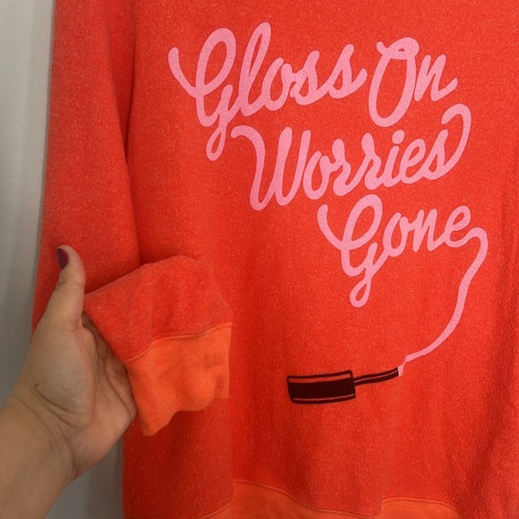 Wildfox L “Gloss On Worries Gone Sweatshirt” - Picture 4 of 6